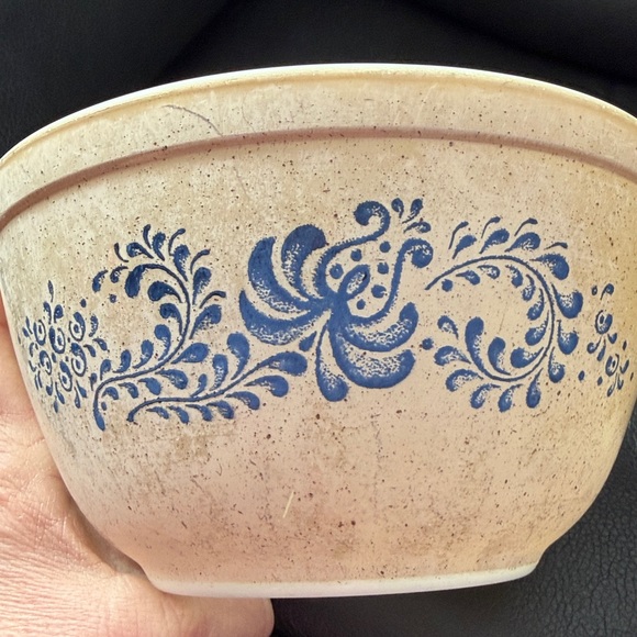 Vintage Pyrex - Picture 3 of 5